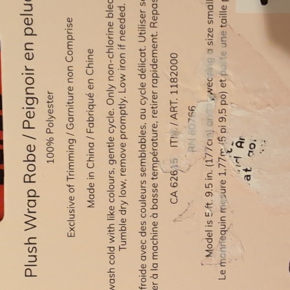 M: Room Service Plush Wrap Robe - Picture 11 of 11